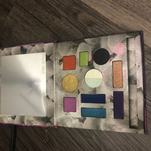 Urban Decay X Kristen Leanne Palette
